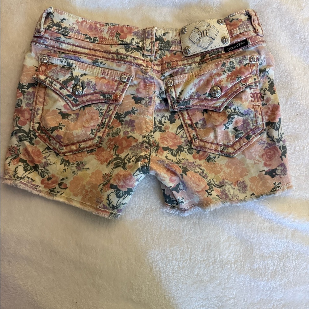 Floral Women's Shorts